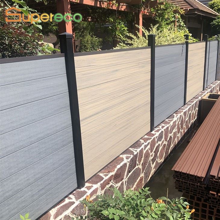 privacy fence (5)(001)